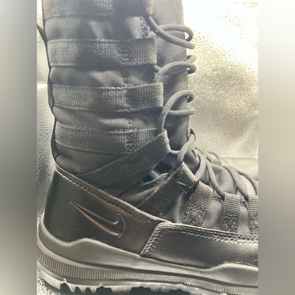 Men's NIKE 8" SFB Gen 2 Tactical Boots - Picture 2 of 12
